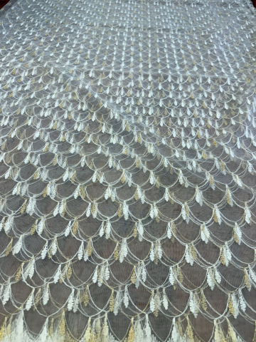 Perdele 4 M - Perdea Tulle Broderie Alb+Auriu - Cu Tiv si Rejansa Model Sirene Bordo 4M x 2.5h