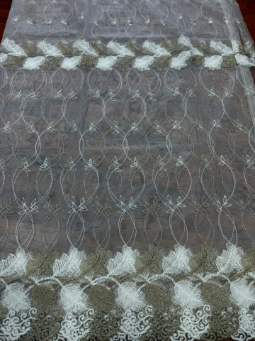 Promotii si oferte! - Perdea Tulle cu Broderie Alb+Capucino Model Frunza - Cu Tiv si Rejansa - 3M x 2.5 h