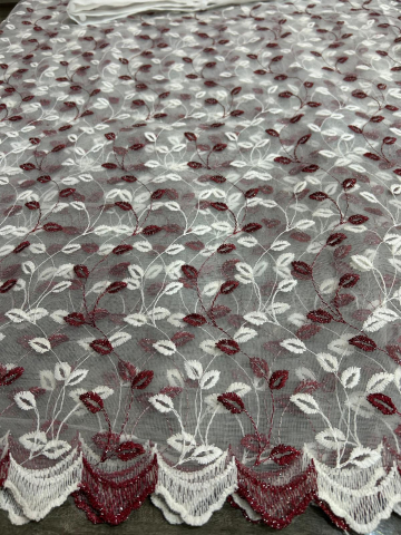 Perdele 3M - Perdea Tulle cu Broderie Alb+Bordo Model Frunzulite  - Cu Tiv si Rejansa - 3M x 2.5 h