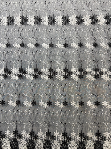 Perdele 4 M - Perdea Tulle cu Broderie Alba+Negru- Model Cineraria  - Cu Tiv si Rejansa - 4M x 2.5h