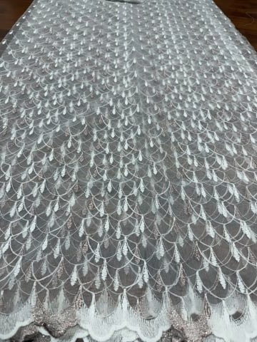 Perdele 3M - Perdea Tulle cu Broderie Alba+Roz Pudra 3M x 2.5h - Model Sirena