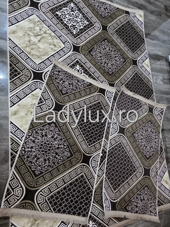 Covor 140x200 + 2 pui - Set covoare antiderapante Maro stil VRS – 1 covor mare(140X200CM) + 2 pui(60X100)-C1420