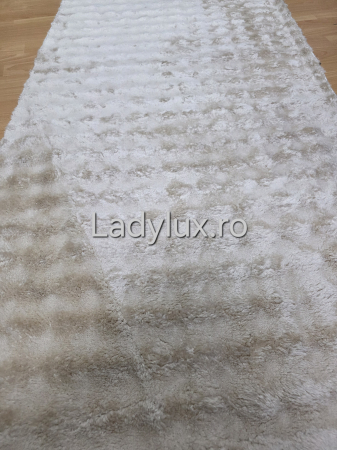 Latime 80 - Traversă la metru liniar, material pufos Crem – Cauciucată și Antiderapantă 85 cm latime C1710