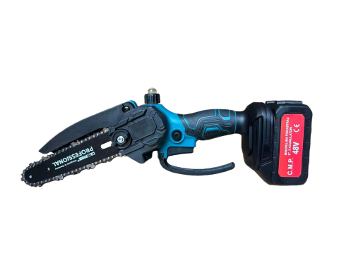 Mini Drujbă cu Acumulator CAMPION PROFESSIONAL CMP1616, Lamă 6”, 48V, 8Ah, 2 Acumulatori, Valiză și Accesorii [1]