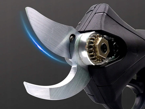 Foarfeca de gradina electrica cu acumulatori pentru vita de vie si crengi, 2x 48 V, lama de taiere ajusabila 30 mm, cutie depozitare si acesorii [1]