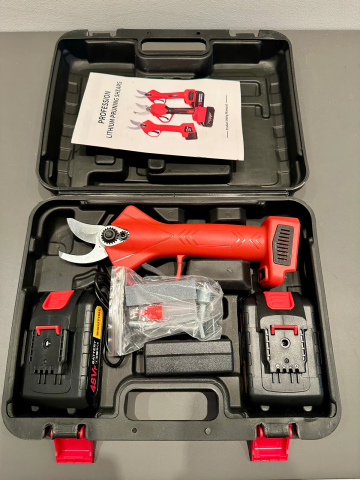 Foarfeca Electrica Pomi pentru Gradinarit 48V, 2 Baterii, 2 Lame din Otel Carbon, ideala pentru Vita de Vie si Crengi [1]