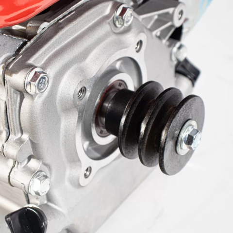 Motor pe benzina cu ax si fulie PROFESIONAL GX200, 7.5 CP, 3600 rot/min [1]