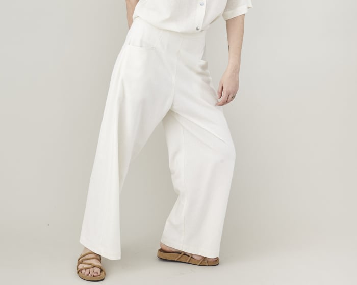 Pantaloni de vară bufanți, conici, cu pliuri și talie înaltă, din țesătură de in [7]