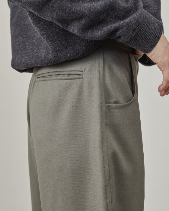 Pantaloni de damă drepți, lejeri, din stofă de lână kaki [7]