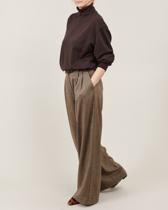 Pantaloni de damă largi din stofă de lână maro [1]