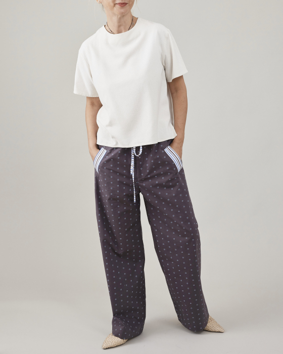 Pantaloni dama tip pajama, cu dungi si buline, din poplin de bumbac [6]