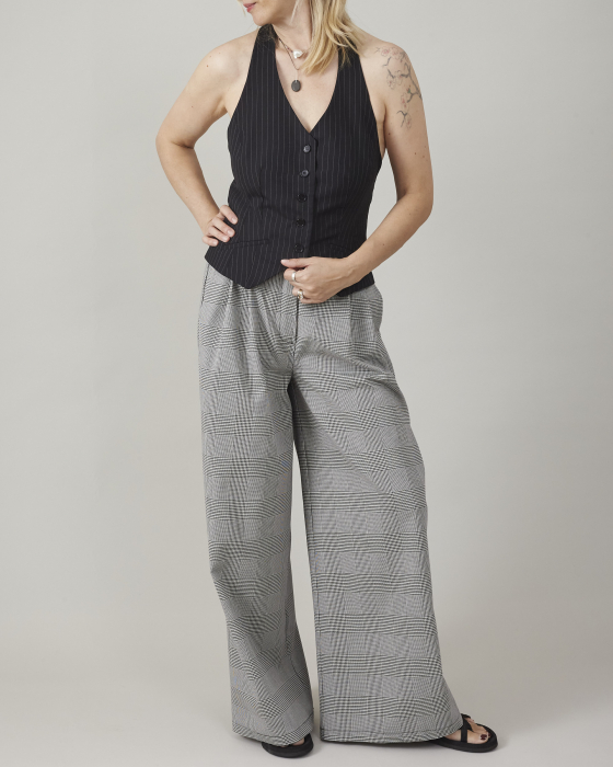 Pantaloni în carouri [1]