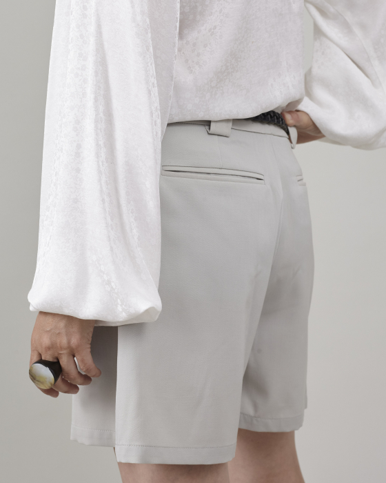 Pantaloni de damă scurți eleganti din stofa de lana [6]