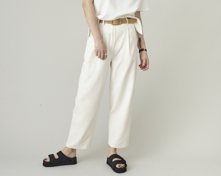 Pantaloni de vară bufanți, conici, cu pliuri și talie înaltă, din țesătură de in [8]