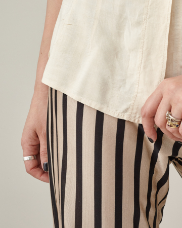 Pantaloni slim evazati din jerse de matase naturala [6]