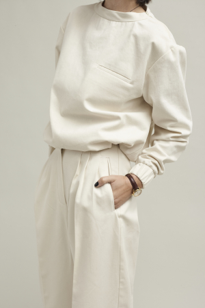 Pantaloni damă albi eleganți, largi, cu talie înaltă, pliuri [6]