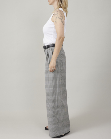 Pantaloni în carouri [4]