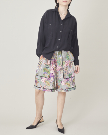 Pantaloni din In - Pantaloni scurți de damă din țesătură de in, colorați, cu imprimeu floral, tip Bermuda