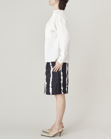 Pantaloni de damă scurți eleganti din mătase naturală [4]