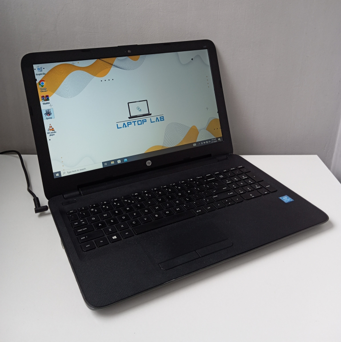 Laptop Second Hand HP 250 G4 - 15.6inch Intel Pentium N3700 4GB RAM 250GB HDD Windows 10 Refurbished [4]