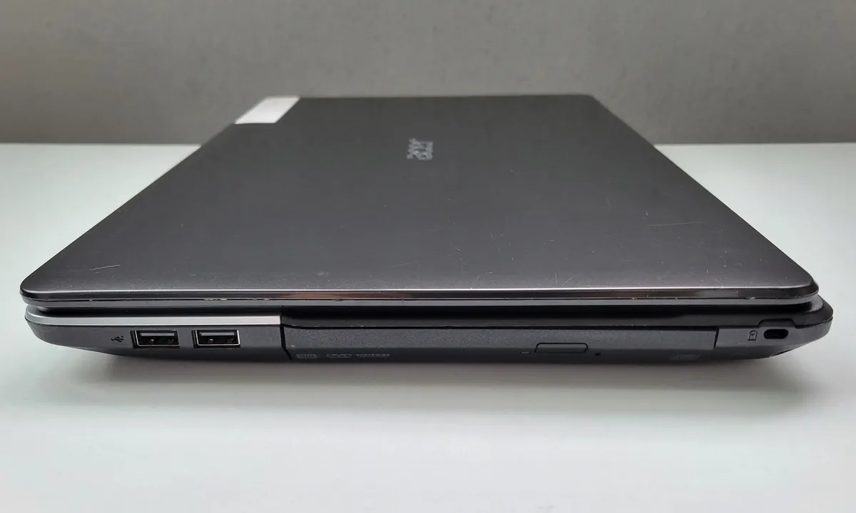 Laptop Second Hand Acer Aspire E1-571 - 15.6inch Intel I7-3612QM 8GB RAM 750GB HDD Windows 10 Refurbished [12]