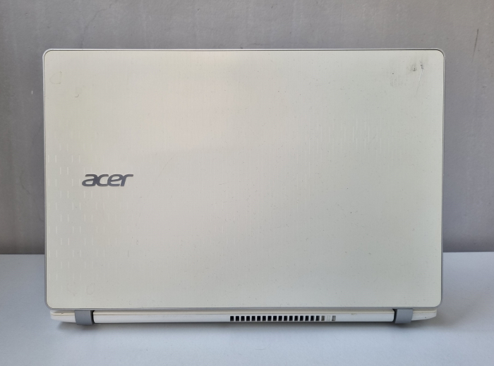 Laptop Second Hand Acer V3-371 - 13.3inch Intel i3 4005U 4GB RAM 240GB SSD Windows 10 Refurbished [7]
