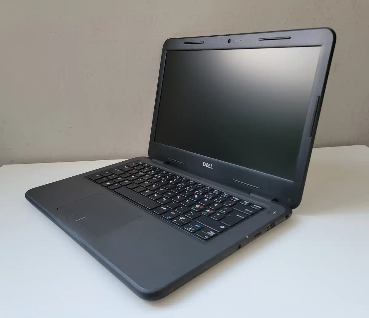 Laptop Second Hand Dell Latitude 3310 - 13.3inch Intel I3-8145U 8GB RAM 128GB SSD Windows 10 Refurbished [7]
