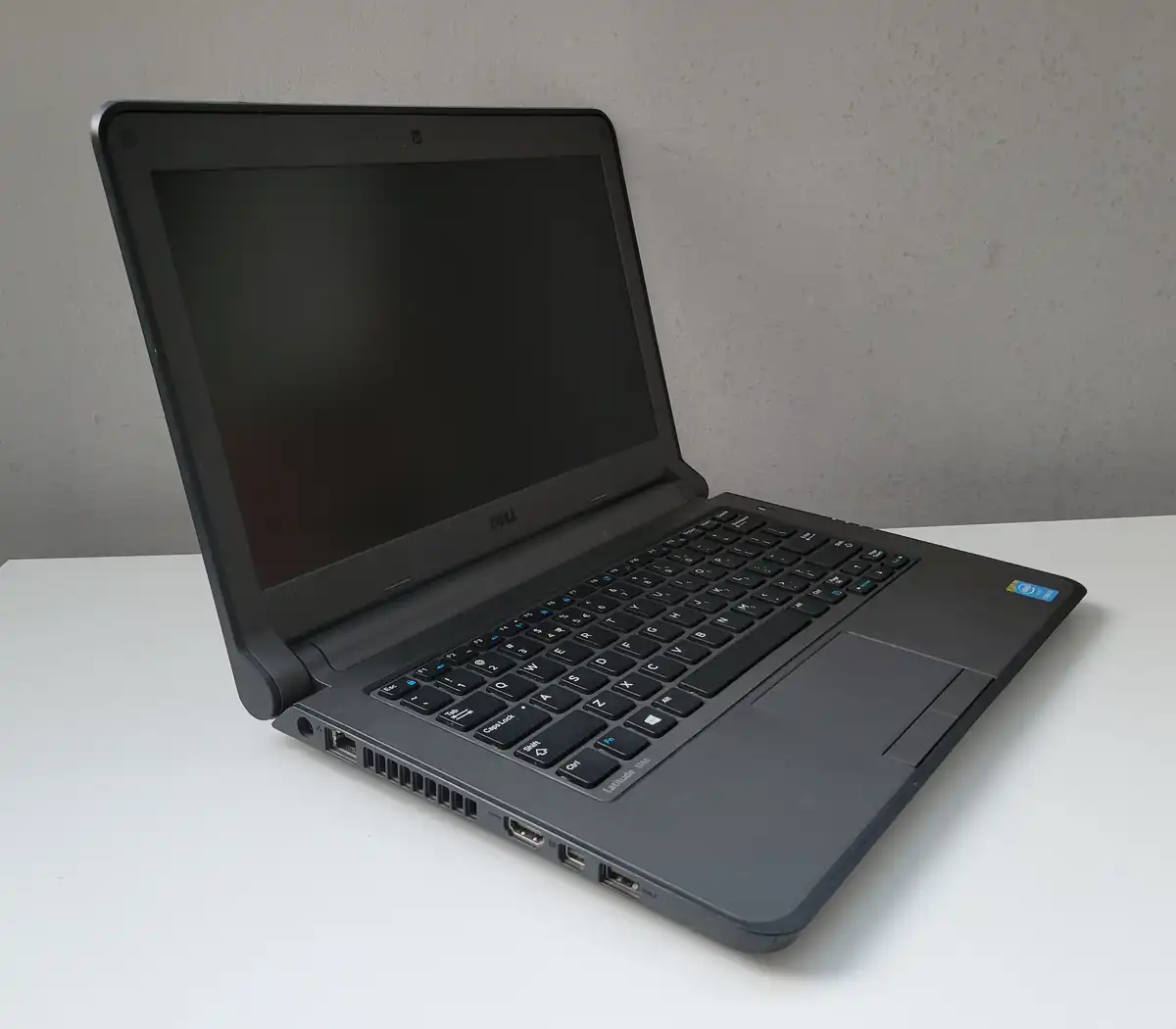 Laptop Second Hand Dell Latitude 3350 - 13.3inch Intel I5-5200U 8GB RAM 128GB SSD Windows 10 Refurbished [6]