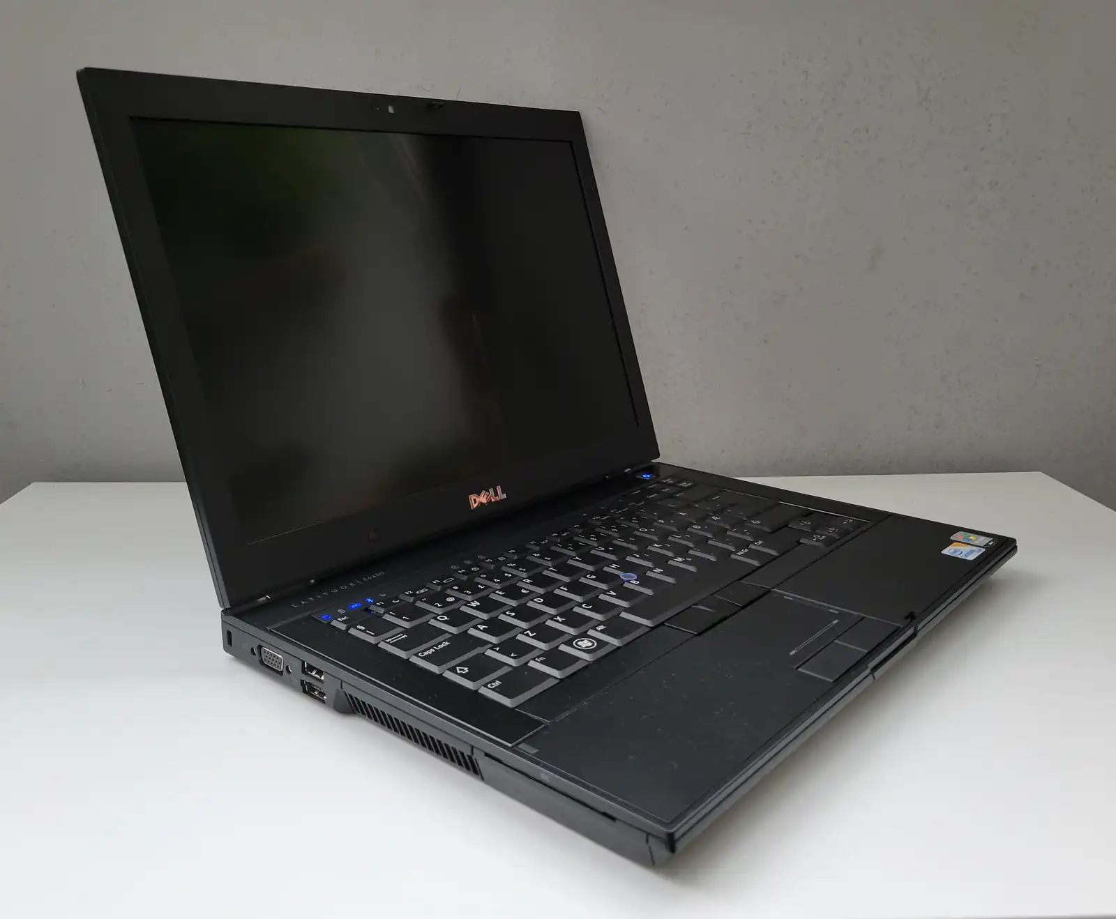 Laptop Second Hand Dell Latitude E6400 - 14.0inch Intel Core 2 Duo P8700 4GB RAM 120GB HDD nVidia Quadro NVS 160M Windows 10 Refurbished [6]