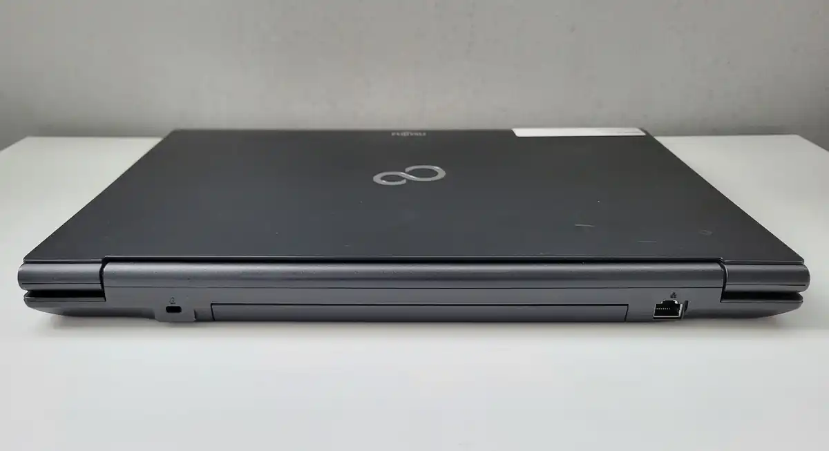 Laptop Second Hand Fujitsu Lifebook A532 - 15.6inch Intel I3-3120M 4GB RAM 500GB HDD Windows 10 Refurbished [9]