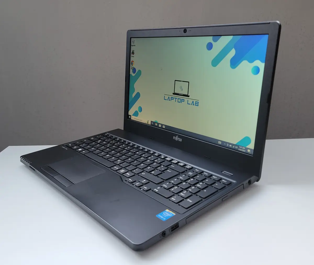 Laptop Second Hand Fujitsu Lifebook A555 - 15.6inch Intel I3-5005U 8GB RAM 128GB SSD Windows 10 Refurbished [4]