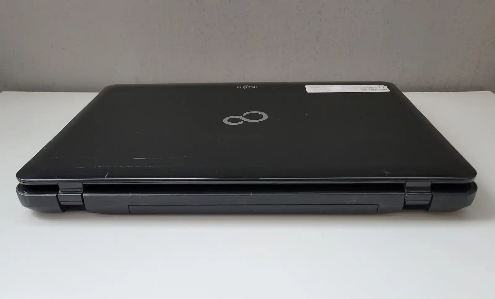 Laptop Second Hand Fujitsu Lifebook AH531 - 15.6inch Intel I3-2310M 4GB RAM 250GB HDD Windows 10 Refurbished [9]