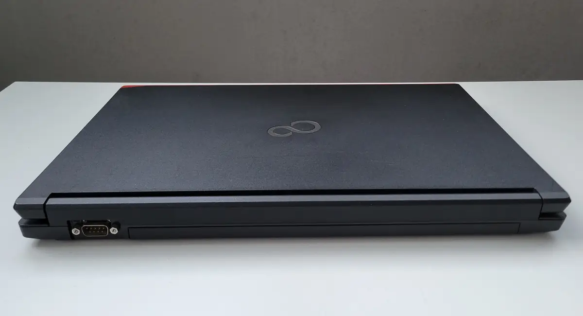 Laptop Second Hand Fujitsu Lifebook E554 - 15.6inch Intel I5-4210M 16GB RAM 256GB SSD Windows 10 Refurbished [9]