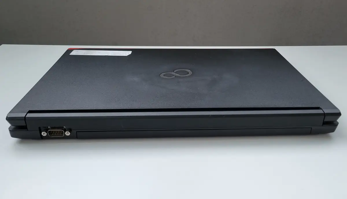 Laptop Second Hand Fujitsu Lifebook E554 - 15.6inch Intel I5-4210M 8GB RAM 256GB SSD Windows 10 Refurbished [20]