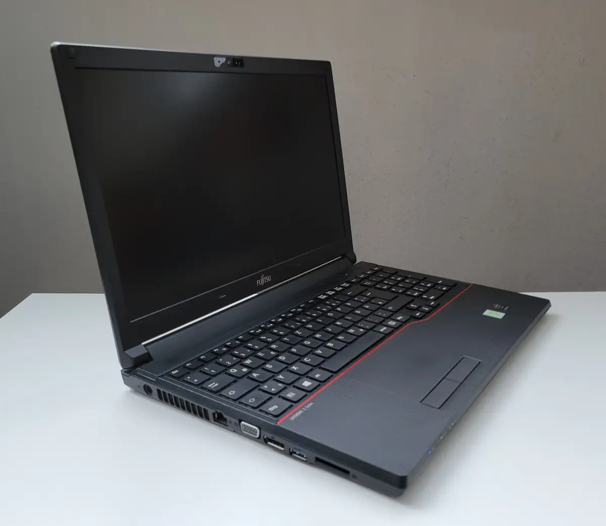 Laptop Second Hand Fujitsu Lifebook E554 - 15.6inch Intel I5-4210M 8GB RAM 256GB SSD Windows 10 Refurbished [17]
