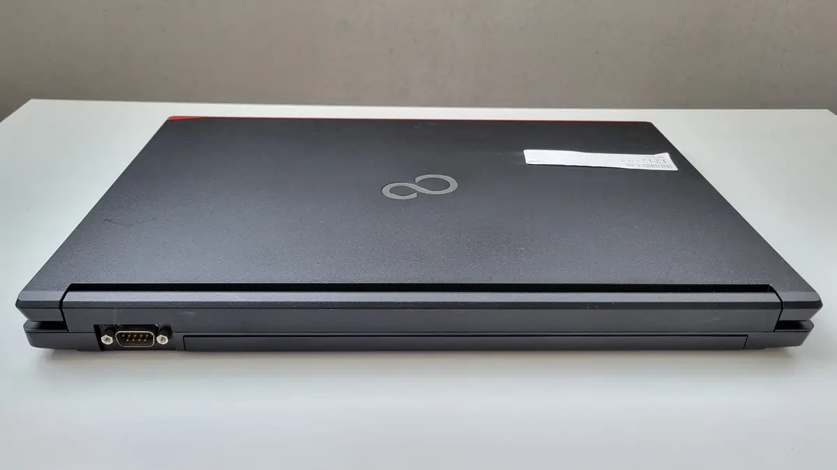 Laptop Second Hand Fujitsu Lifebook E554 - 15.6inch Intel I5-4210M 8GB RAM 256GB SSD Windows 10 Refurbished [9]