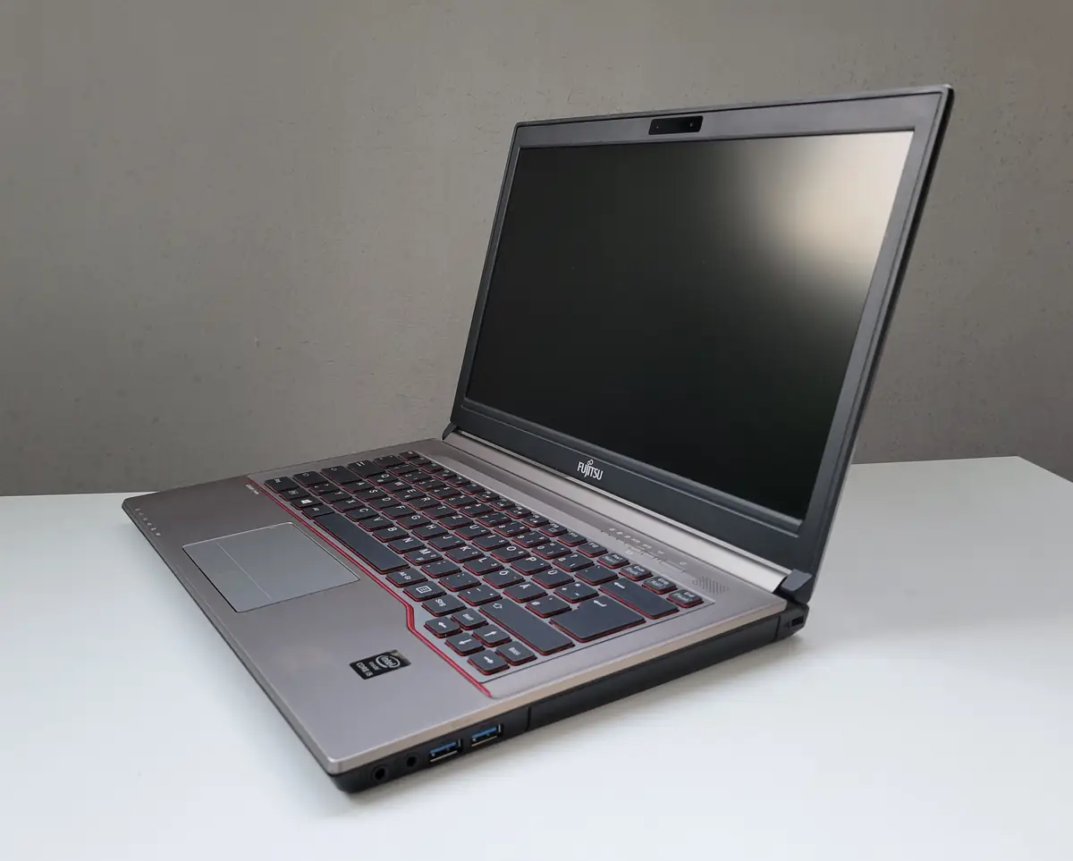 Laptop Second Hand Fujitsu Lifebook E744 - 14.0inch Intel I5-4310M 12GB RAM 256GB SSD Windows 10 Refurbished [7]