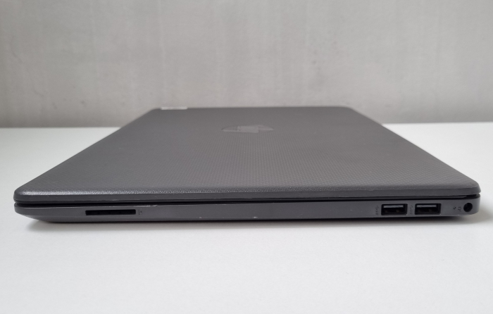 Laptop Second Hand HP 255 G8 - 15.6inch AMD Ryzen 3 5300U 8GB RAM 256GB SSD Windows 10 Refurbished [8]