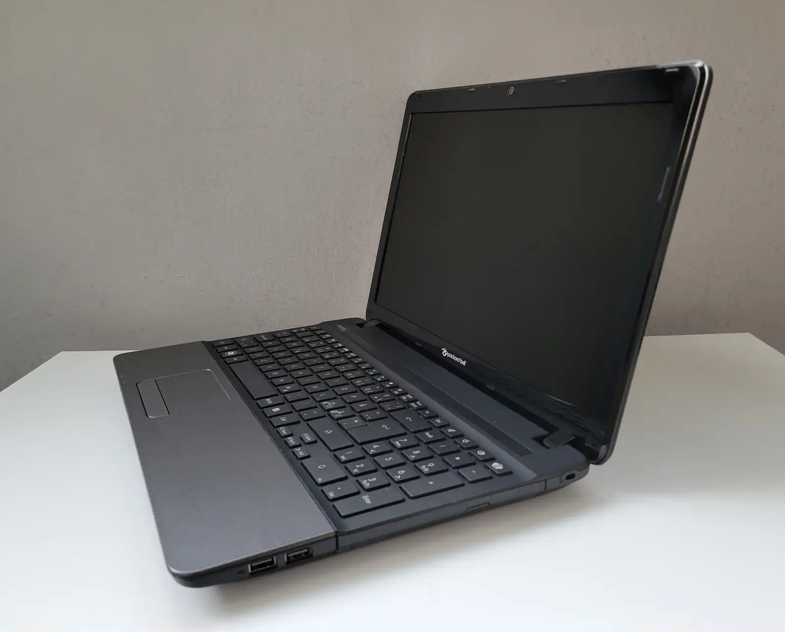 Laptop Second Hand Packard Bell EASYNOTE TS11HR - 15.6inch Intel Celeron B815 6GB RAM 500GB HDD Windows 10 Refurbished [7]