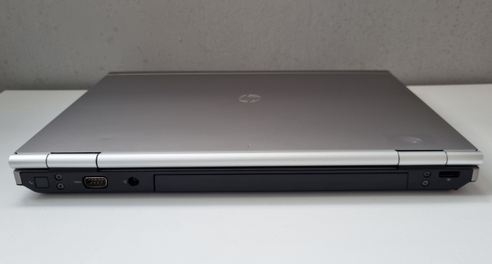 Laptop Second Hand HP EliteBook 8570p - 15.6inch Intel i5-3230M 8GB RAM 180GB SSD Windows 10 Refurbished [9]