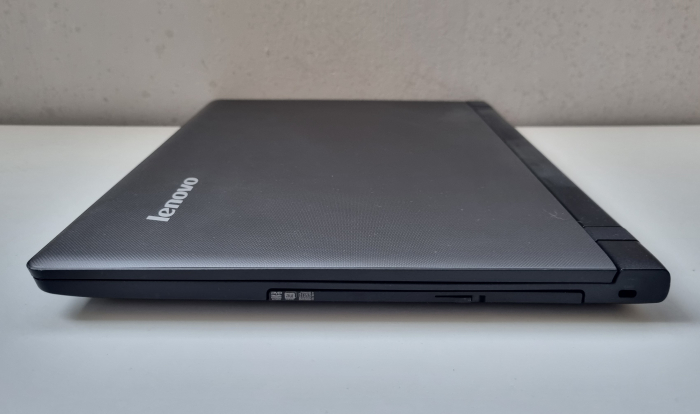 Laptop Second Hand Lenovo B50-10 - 15.6inch Intel Pentium N3540 4GB RAM 128GB SSD Windows 10 Refurbished [11]