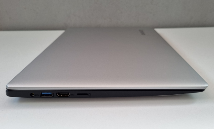 Laptop Second Hand Lenovo IdeaPad 100S-14IBR - 14inch Intel Celeron N3060 4GB RAM 32GB eMMC Windows 10 Refurbished [10]