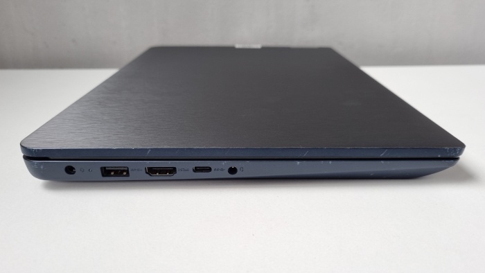 Laptop Second Hand Lenovo Ideapad 3 14ITL6 - 14inch Intel Pentium Gold 7505 4GB RAM 128GB SSD Windows 10 Refurbished [10]