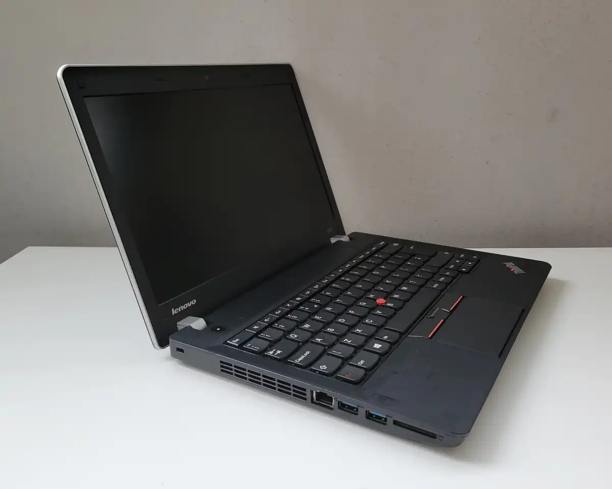 Laptop Second Hand Lenovo Thinkpad Edge E335 - 13.3inch AMD E2-2000 4GB RAM 500GB HDD Windows 10 Refurbished [6]