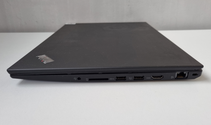 Laptop Second Hand Lenovo Thinkpad T570 - 15.6inch Intel i5-6300U 8GB RAM 128GB SSD Windows 10 Refurbished [10]