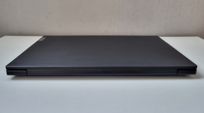 Laptop Second Hand Lenovo V145-15AST - 15.6inch AMD A4 9125 8GB RAM 128GB SSD Windows 10 Refurbished [9]