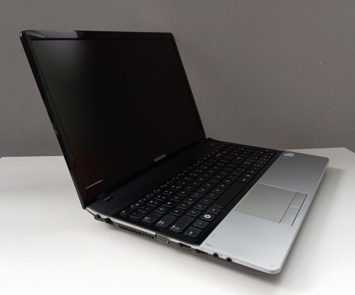 Laptop Second Hand Samsung - 15.6 inch Intel Pentium B960 4GB RAM 500GB HDD Windows 10 Refurbished [5]