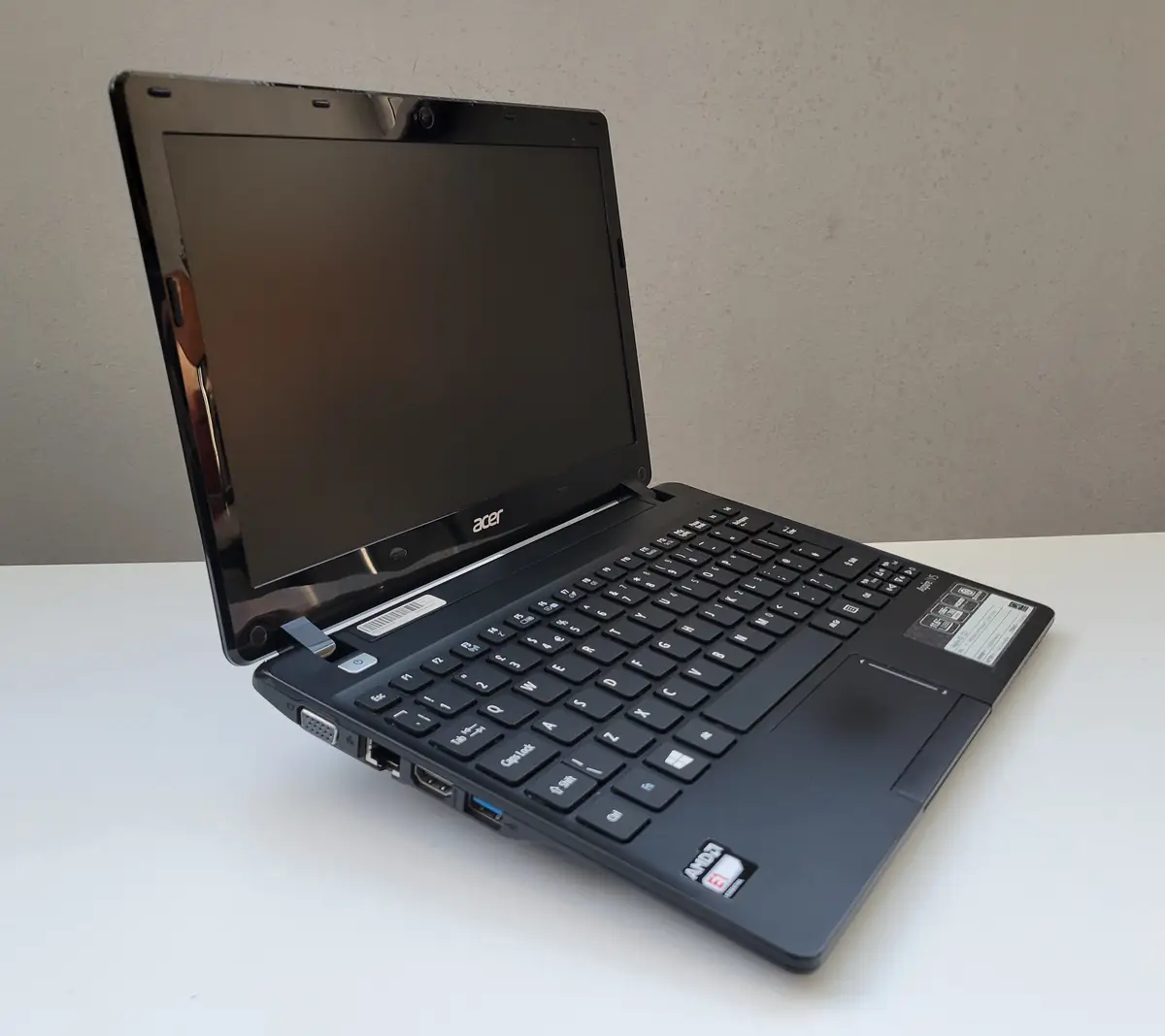 Laptop Second Hand Acer Aspire V5-123 - 11.6inch AMD E1-2100 4GB RAM 500GB HDD Windows 10 Refurbished [7]