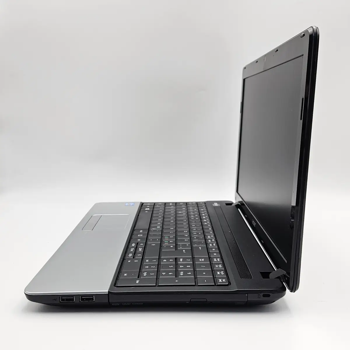 Laptop Second Hand Acer TravelMate P253 - 15.6inch Intel i5-3230M 8GB RAM 240GB SSD Windows 10 Refurbished [6]