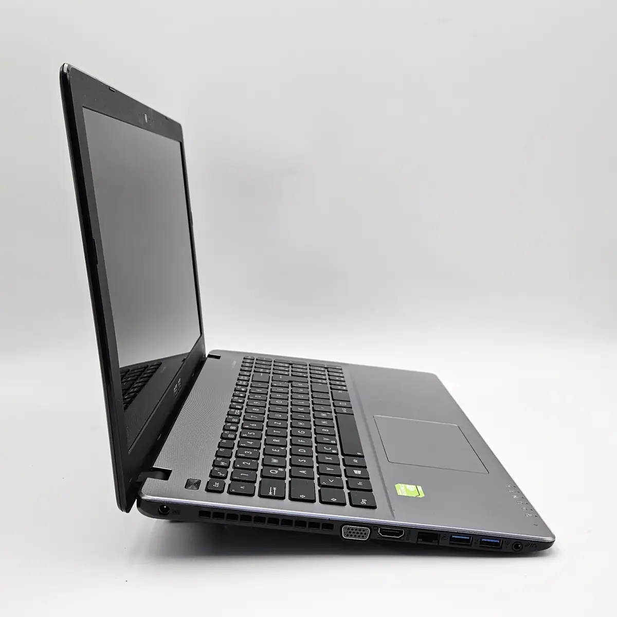 Laptop Second Hand Asus X550Lb - 15.6inch Intel I5-4200U 8GB RAM 128GB SSD Nvidia GT 740M 2GB Windows 10 Refurbished [6]